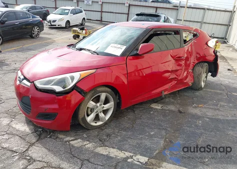 2013 Hyundai Veloster Base W/Black z USA, uszkodzony, nr VIN KMHTC6AD6DU179700